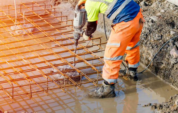 Best Concrete Contractor Near Me  in Chigan Center, MI